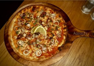 Pizza Royal with gourmet toppings